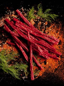 Колбаски мясные "Pivachihi" из свинины 60 гр /КМК Колбаски мясные "Pivachihi" из свинины 60 гр /КМК
